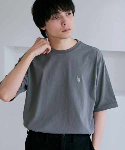 U.S. POLO ASSN.（ユーエスポロアッスン）の「【U.S. POLO ASSN.】ピグメント加工 ワンポイント 半袖 Tシャツ（Tシャツ/カットソー・メンズ・スミクロ/アイボリー/ダークブルー・L/M）」の2枚目の写真