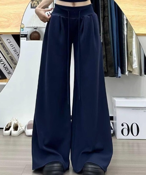 GEMEDA(ジェメダ)の「ワイドスウェットパンツ(スウェットパンツ・レディース・ダークベージュ/ネイビー・M)」の19枚目の写真