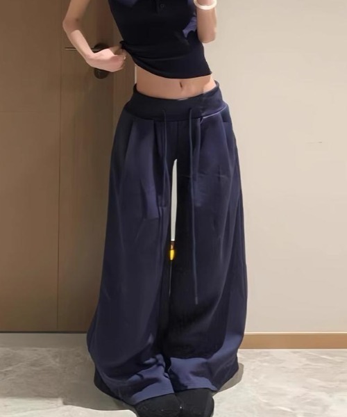 GEMEDA(ジェメダ)の「ワイドスウェットパンツ(スウェットパンツ・レディース・ダークベージュ/ネイビー・M)」の21枚目の写真