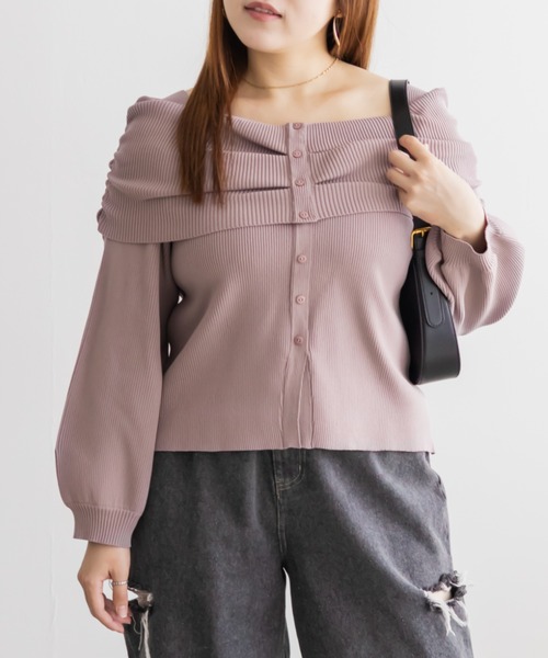 CLETTE(クレット)の「CLETTEオリジナルフロントボタンオフショル風長袖ニット(ニット/セーター・レディース・ピンク/ブラウン/チャコールグレー・LL/3L/4L)」の3枚目の写真