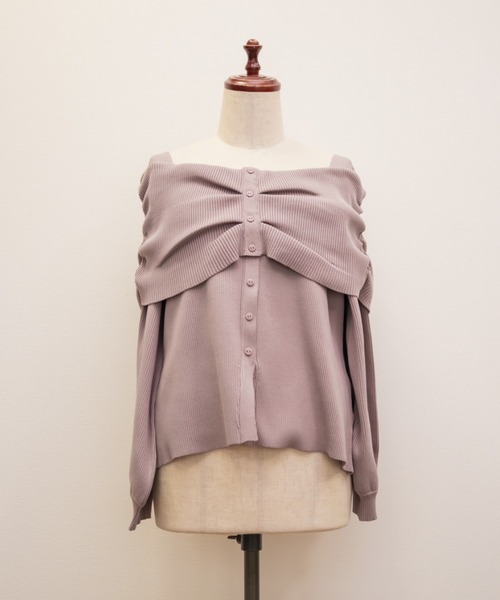 CLETTE(クレット)の「CLETTEオリジナルフロントボタンオフショル風長袖ニット(ニット/セーター・レディース・ピンク/ブラウン/チャコールグレー・LL/3L/4L)」の19枚目の写真