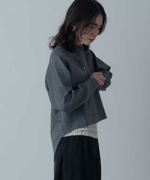 GALLEST（ギャレスト）の「フォルムダンボールトップス（Tシャツ/カットソー・レディース・ホワイト/ブラウン系/ダークグレー・38）」の17枚目の写真