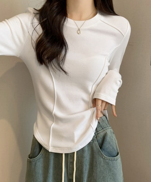 gossip!ロサンゼルス(ゴシップロサンゼルス)の「【Y2Kガーリー】裏起毛長袖Tシャツ(秋冬新作)(Tシャツ/カットソー・レディース・ブラック/ライトグレー/ホワイト/ダークグレー・FREE)」の16枚目の写真