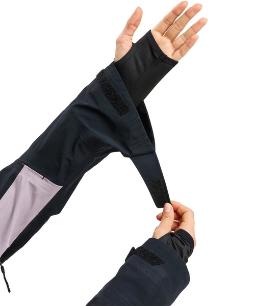 ROXY(ロキシー)の「GORE-TEX LUNALITE 3L/ロキシーゴアテックススキースノーボードウェア(ジャケット)(マウンテンパーカー・レディース・ライラック・MEDIUM/LARGE)」の17枚目の写真