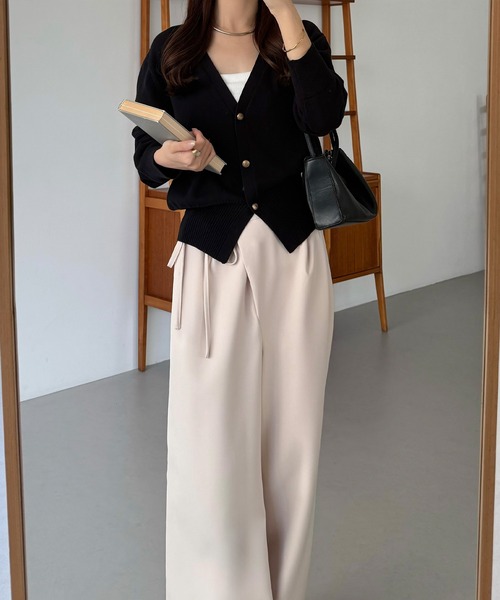 callautia（カラウティア）の「Vネックコットンニットカーディガン（カーディガン/ボレロ・レディース・ブラック/ネイビー/チャコール・MEDIUM/LARGE）」の6枚目の写真