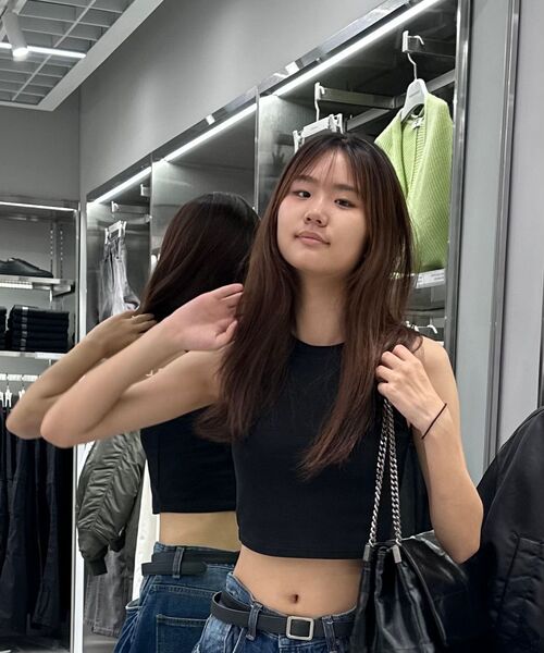 MUSINSA STANDARD WOMAN（ムシンサスタンダードウーマン）の「ウィメンズクルーネッククロップスリーブレストップ[ブラック]（Tシャツ/カットソー・レディース・その他・SMALL/MEDIUM/LARGE/X-SMALL）」の7枚目の写真