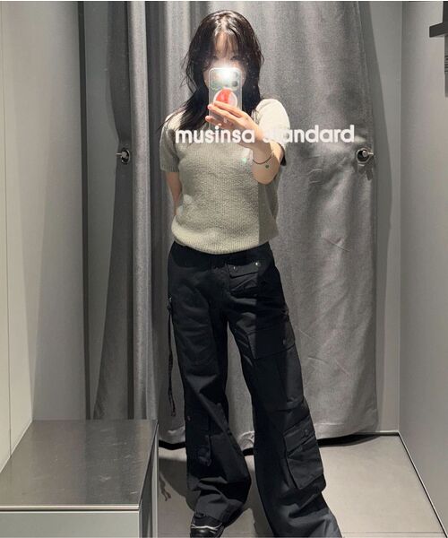 MUSINSA STANDARD WOMAN（ムシンサスタンダードウーマン）の「ウィメンズセミブーツカットユーティリティカーゴパンツ[ダークグレー]（その他パンツ・レディース・その他・30/24/27/28/29/25/26）」の14枚目の写真