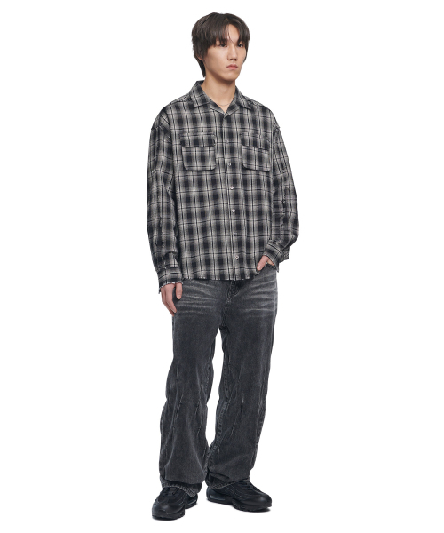 NOMANUAL(NOMANUAL)の「K.T DENIM PANTS - WASHED BLACK(デニムパンツ・レディース・その他・SMALL/MEDIUM/LARGE)」の4枚目の写真