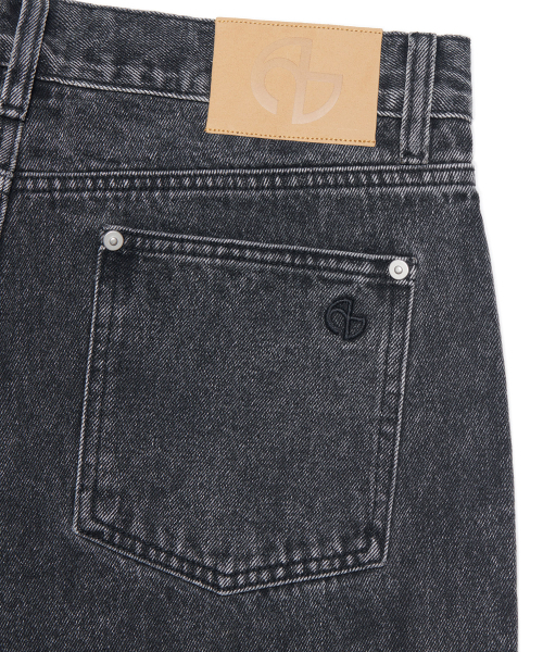 NOMANUAL(NOMANUAL)の「K.T DENIM PANTS - WASHED BLACK(デニムパンツ・レディース・その他・SMALL/MEDIUM/LARGE)」の7枚目の写真
