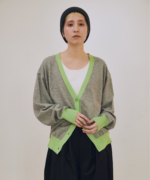 lit(リット)の「Bicolor Knit Cardigan(カーディガン/ボレロ・レディース・ベージュ系その他/ブラック/トップグレー・FREE)」の3枚目の写真
