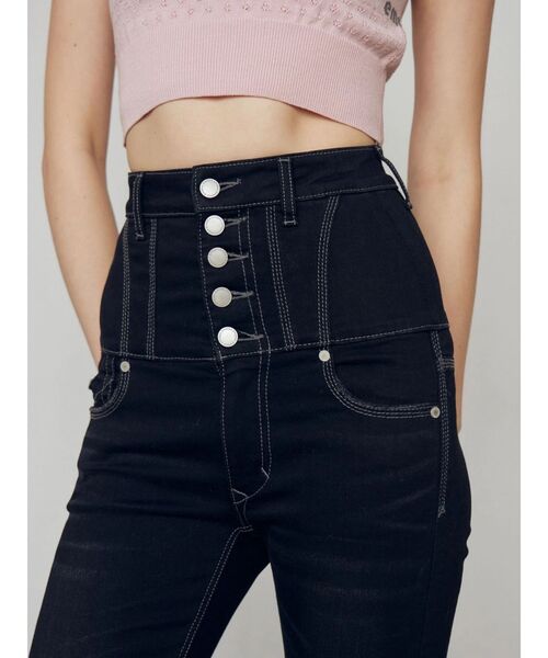 EMODA（エモダ）の「スーパーハイウエストフレアパギンス（デニムパンツ・レディース・ブラック/ライトブルー・X-SMALL/SMALL/MEDIUM）」の22枚目の写真