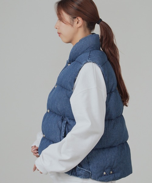 REMI RELIEF（レミレリーフ）の「REMI RELIEF/レミレリーフ ナチュラル加工 デニムダウンベスト（ダウンベスト・メンズ・ブルー/ライトブルー・M/L/XL）」の16枚目の写真