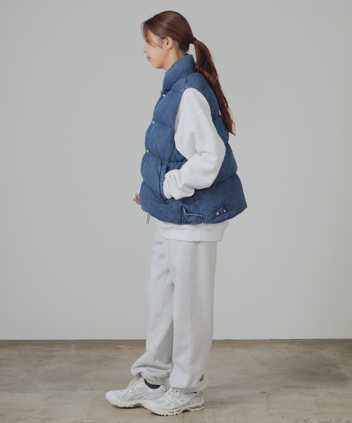 REMI RELIEF（レミレリーフ）の「REMI RELIEF/レミレリーフ ナチュラル加工 デニムダウンベスト（ダウンベスト・メンズ・ブルー/ライトブルー・M/L/XL）」の12枚目の写真