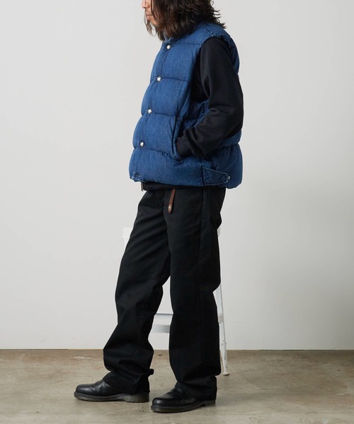 REMI RELIEF（レミレリーフ）の「REMI RELIEF/レミレリーフ ナチュラル加工 デニムダウンベスト（ダウンベスト・メンズ・ブルー/ライトブルー・M/L/XL）」の7枚目の写真