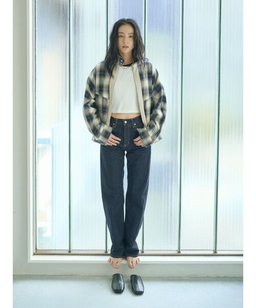 Ungrid(アングリッド)の「フィットショートロングスリーブTee(Tシャツ/カットソー・レディース・ブラック/オフホワイト/ピンク/グリーン・FREE)」の11枚目の写真