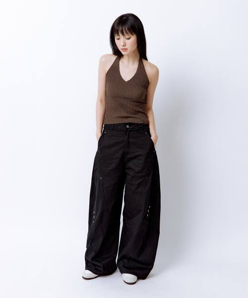 ROUGHNECK(ラフネック)の「ベーシックホルターニットトップブラウン(Tシャツ/カットソー・レディース・その他・FREE)」の9枚目の写真