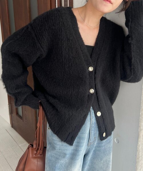 M カプリシューレマージュ ニュアンスボタンレイヤード風カーディガン CAPRICIEUX LE'MAGE（カプリシューレマージュ） カーディガン