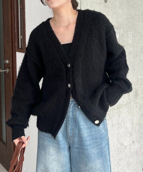 M カプリシューレマージュ ニュアンスボタンレイヤード風カーディガン CAPRICIEUX LE'MAGE｜ニュアンスボタンレイヤード風カーディガン