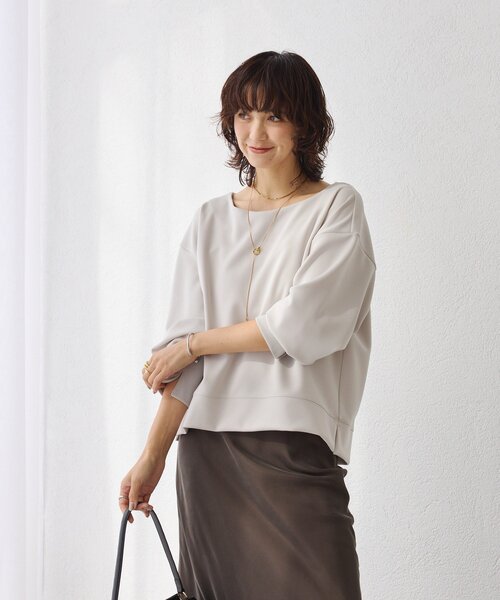 RIVE DROITE（リヴドロワ）の「【万能アイテム】ダンボールショートプルオーバー（Tシャツ/カットソー・レディース・グレイッシュベージュ/ブラック/オフホワイト・FREE）」の11枚目の写真