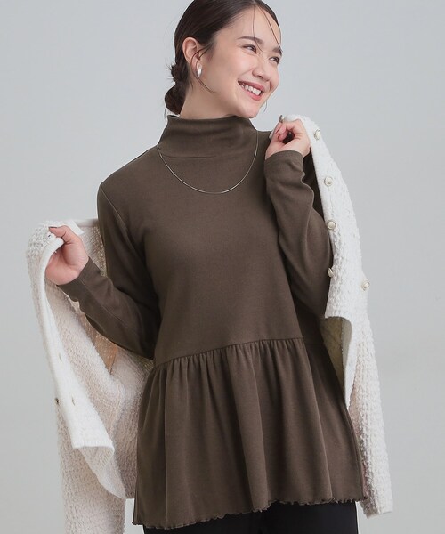 Cutie Blonde(キューティーブロンド)の「【洗濯機可/S-LL】品よく重ねる ペプラムリブトップス(チュニック・レディース・ブラック/ブラウン系その他/オフホワイト・01/02/03/04)」の1枚目の写真