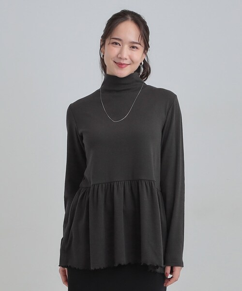 Cutie Blonde(キューティーブロンド)の「【洗濯機可/S-LL】品よく重ねる ペプラムリブトップス(チュニック・レディース・ブラック/ブラウン系その他/オフホワイト・01/02/03/04)」の21枚目の写真