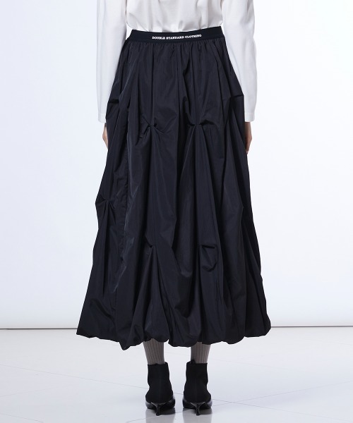 DOUBLE STANDARD CLOTHING(ダブルスタンダードクロージング)の「ランダムタック バルーンスカート(スカート・レディース・アイボリー/ブラック・36/38)」の15枚目の写真