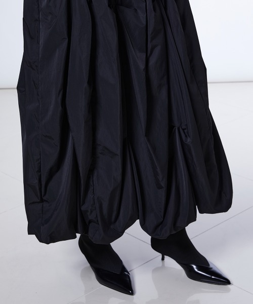 DOUBLE STANDARD CLOTHING(ダブルスタンダードクロージング)の「ランダムタック バルーンスカート(スカート・レディース・アイボリー/ブラック・36/38)」の11枚目の写真