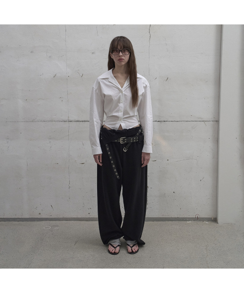 LCDC TM(エルシーディーシーティーエム)の「TWISTED-DETAIL SHIRT (WHITE)(シャツ/ブラウス・レディース・ホワイト・SMALL/MEDIUM)」の1枚目の写真
