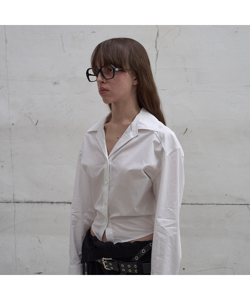 LCDC TM(エルシーディーシーティーエム)の「TWISTED-DETAIL SHIRT (WHITE)(シャツ/ブラウス・レディース・ホワイト・SMALL/MEDIUM)」の6枚目の写真