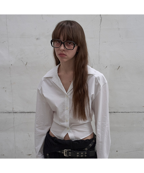 LCDC TM(エルシーディーシーティーエム)の「TWISTED-DETAIL SHIRT (WHITE)(シャツ/ブラウス・レディース・ホワイト・SMALL/MEDIUM)」の7枚目の写真
