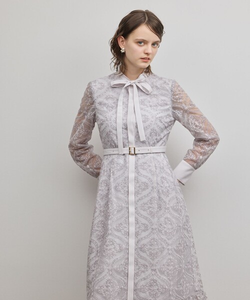 オーナメント刺繍フレアワンピース（ワンピース）｜GRACE CONTINENTAL