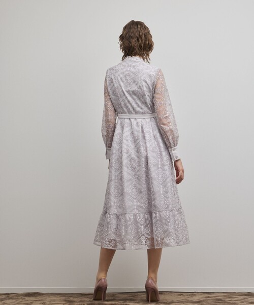 GRACE CONTINENTAL(グレースコンチネンタル)の「オーナメント刺繍フレアワンピース(ワンピース・レディース・キナリ/ラベンダー・34/36/38)」の7枚目の写真