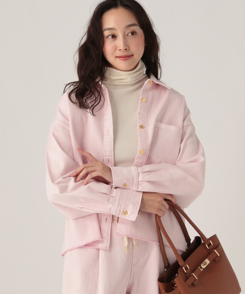 Elura（エルーラ）の「大人カラーデニムシャツ/625553（シャツ/ブラウス・レディース・ブルー/ライトピンク/ブラウン・FREE）」の4枚目の写真