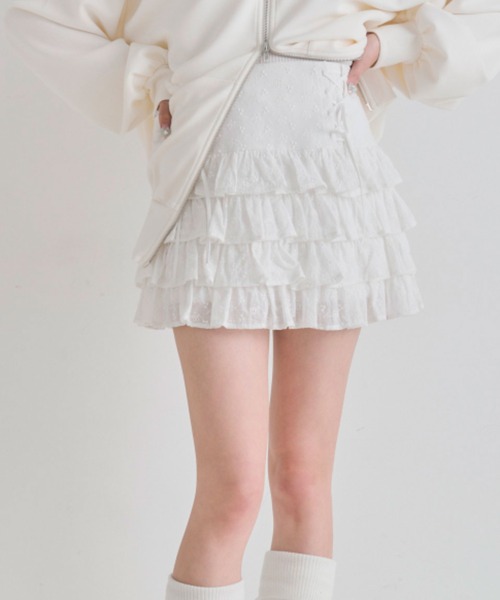 OLIVE des OLIVE（オリーブデオリーブ）の「レースアップ4段フリルスカート（スカート・レディース・ホワイト/インディゴブルー/オフホワイト/チャコールグレー・FREE）」の2枚目の写真