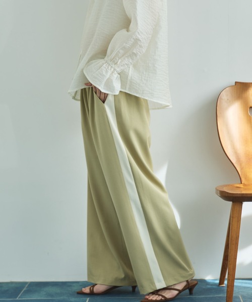 Doux archives（ドゥアルシーヴ）の「サイドラインタックパンツ（その他パンツ・レディース・チャコールグレー/ミント/ベージュ・FREE）」の3枚目の写真