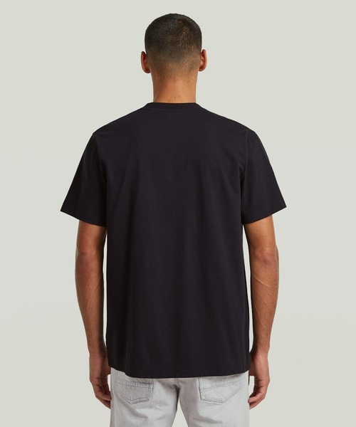 G-STAR（ジースター）の「G Icon Graphic T-Shirt/ブランドロゴグラフィックTシャツ（Tシャツ/カットソー・メンズ・ダークブラック/ホワイト・SMALL/X-SMALL/MEDIUM/LARGE/X-LARGE）」の9枚目の写真