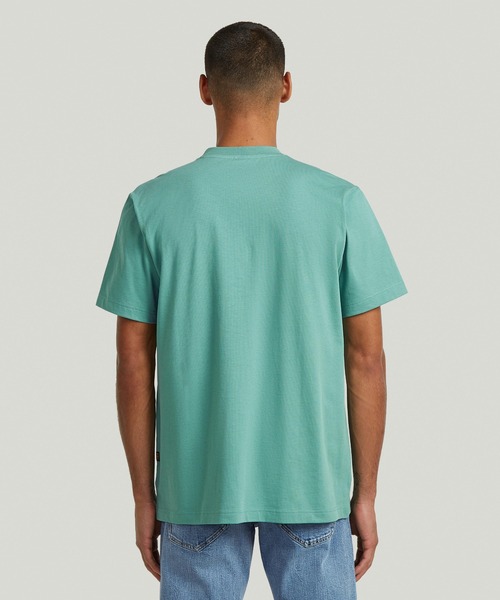 G-STAR（ジースター）の「G Icon Graphic T-Shirt/ブランドロゴグラフィックTシャツ（Tシャツ/カットソー・メンズ・ダークブラック/ホワイト・SMALL/X-SMALL/MEDIUM/LARGE/X-LARGE）」の15枚目の写真