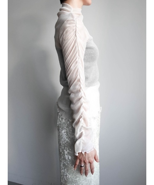 sahara（サハラ）の「Glitter Sheer Shirring Top/グリッターシアーシャーリングトップ（Tシャツ/カットソー・レディース・ネイビー/ブラウン/アイボリー/ブラック・FREE）」の21枚目の写真