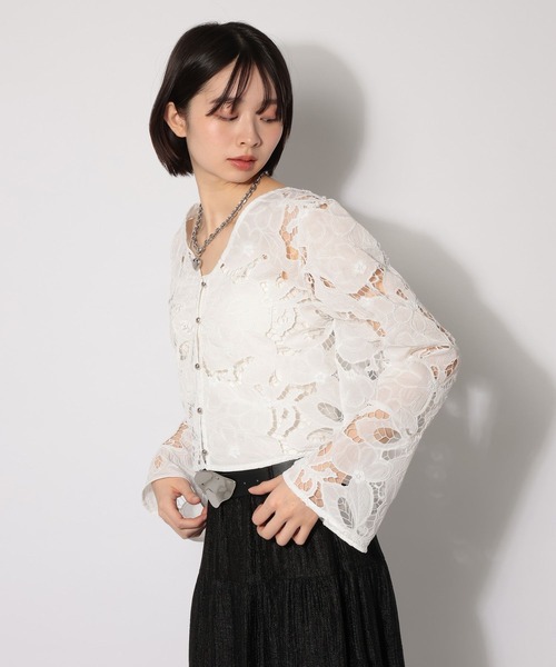 PAGEBOY（ページボーイ）の「ヴィンテージレースフレアスリーブブラウス（シャツ/ブラウス・レディース・ブラック/オフホワイト・FREE）」の22枚目の写真