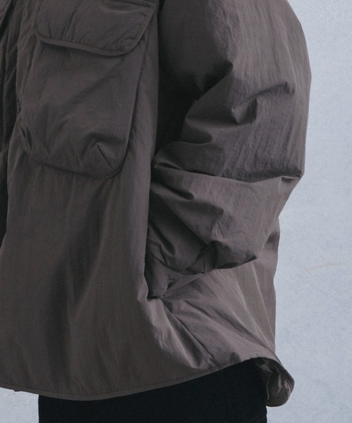 +phenix(プラスフェニックス)の「【WEB・直営店限定】+phenix(プラスフェニックス)PADDED STAND BLOUSON パデッド スタンド ブルゾン(ブルゾン・メンズ・ブラック/ブラウン・M/L)」の20枚目の写真
