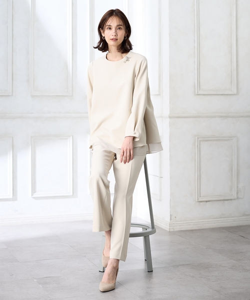 A/C DESIGN BY ALPHA CUBIC（エーシーデザインバイアルファキュービック）の「【セレモニー対応】シフォンレイヤードブラウス【セットアップ可能】（シャツ/ブラウス・レディース・ベージュ/ネイビー・9号/11号/13号）」の15枚目の写真