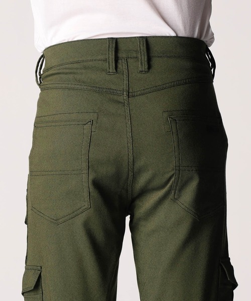 NICOLE CLUB FOR MEN（ニコルクラブフォーメン）の「ガムストレッチ デザインカーゴパンツ（カーゴパンツ・メンズ・ブラック/チャコールグレー/カーキ系・X-LARGE/LARGE/MEDIUM/SMALL）」の10枚目の写真