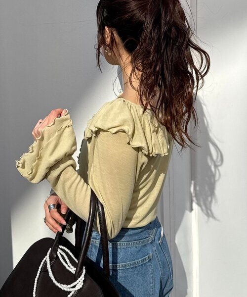 WILLOW（ウィロー）の「【willow】シアーリブラッフルトップス（Tシャツ/カットソー・レディース・イエロー/ネイビー・ONE SIZE）」の14枚目の写真