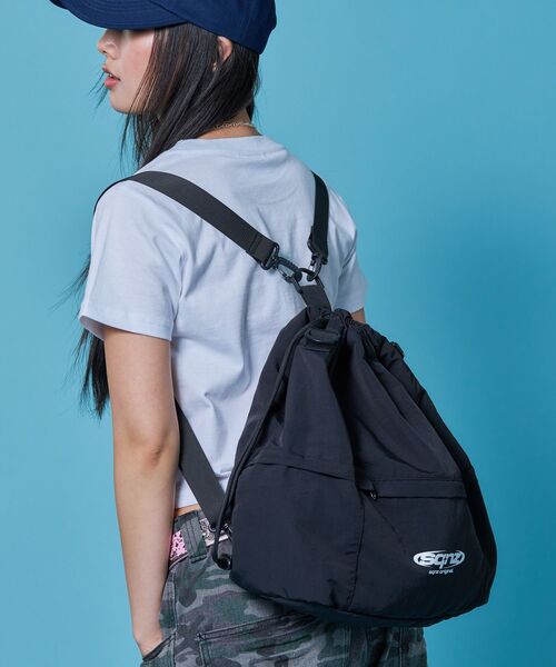 SEQUENZ(シークエンズ)の「※WEB限定 / 2WAY仕様 / ユニセックスナップサック / sqnz 2way knapsack(トートバッグ・メンズ・ライトピンク/ブラック/その他1/グレー・FREE)」の5枚目の写真