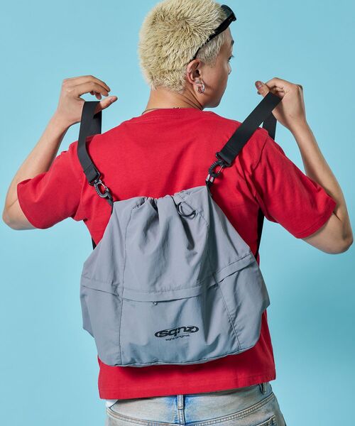 SEQUENZ(シークエンズ)の「※WEB限定 / 2WAY仕様 / ユニセックスナップサック / sqnz 2way knapsack(トートバッグ・メンズ・ライトピンク/ブラック/その他1/グレー・FREE)」の9枚目の写真