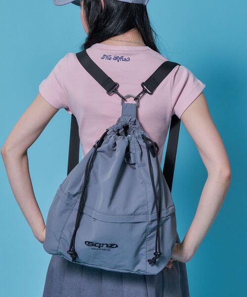 SEQUENZ(シークエンズ)の「※WEB限定 / 2WAY仕様 / ユニセックスナップサック / sqnz 2way knapsack(トートバッグ・メンズ・ライトピンク/ブラック/その他1/グレー・FREE)」の13枚目の写真