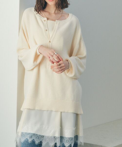 YECCA VECCA(イェッカヴェッカ)の「2wayヘンリーネックルーズニット(ニット/セーター・レディース・ベージュ/チャコールグレー/アイボリー・FREE)」の21枚目の写真