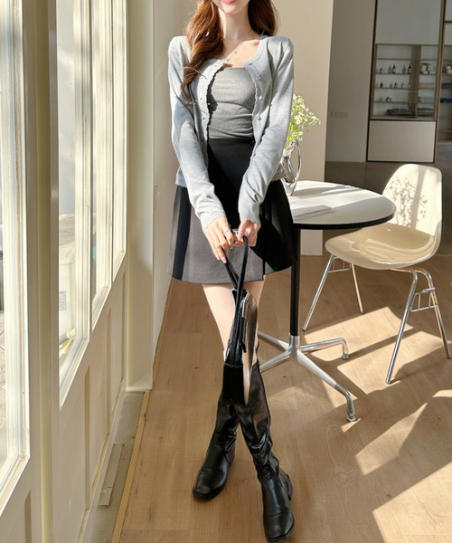 Ada.(エイダ)の「フリルデザイン ニットカーディガン(カーディガン/ボレロ・レディース・グレー/ネイビー/ライトグレー・FREE)」の11枚目の写真