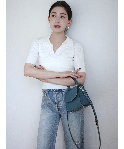 anuans（アニュアンス）の「アセテートスキッパーリブニットトップス（ニット/セーター・レディース・ホワイト/ベージュ/ネイビー・FREE）」の2枚目の写真