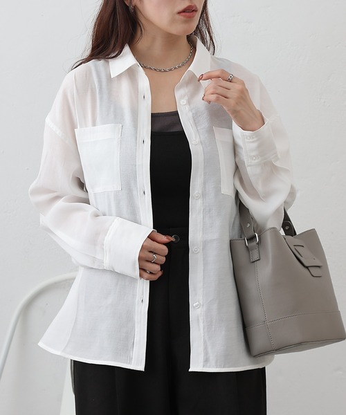 COLONY 2139（コロニートゥーワンスリーナイン）の「リップルポケットシャツ（シャツ/ブラウス・レディース・イエロー/ホワイト/ブラウン/ブラック/サックスブルー・FREE）」の6枚目の写真